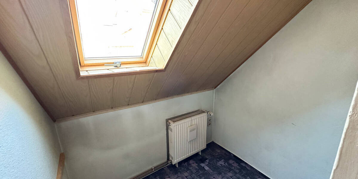 Einfamilienhaus Lößnitz - 1 Zimmer, 105 m&sup2;, 69.000&euro; | Angebot:25688301