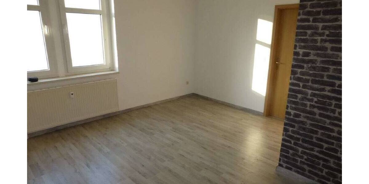 Etagenwohnung Oelsnitz/Erzgeb.-Oelsnitz Oelsnitz - 6 Zimmer, 125 m&sup2;, 620&euro; | Angebot:26306285