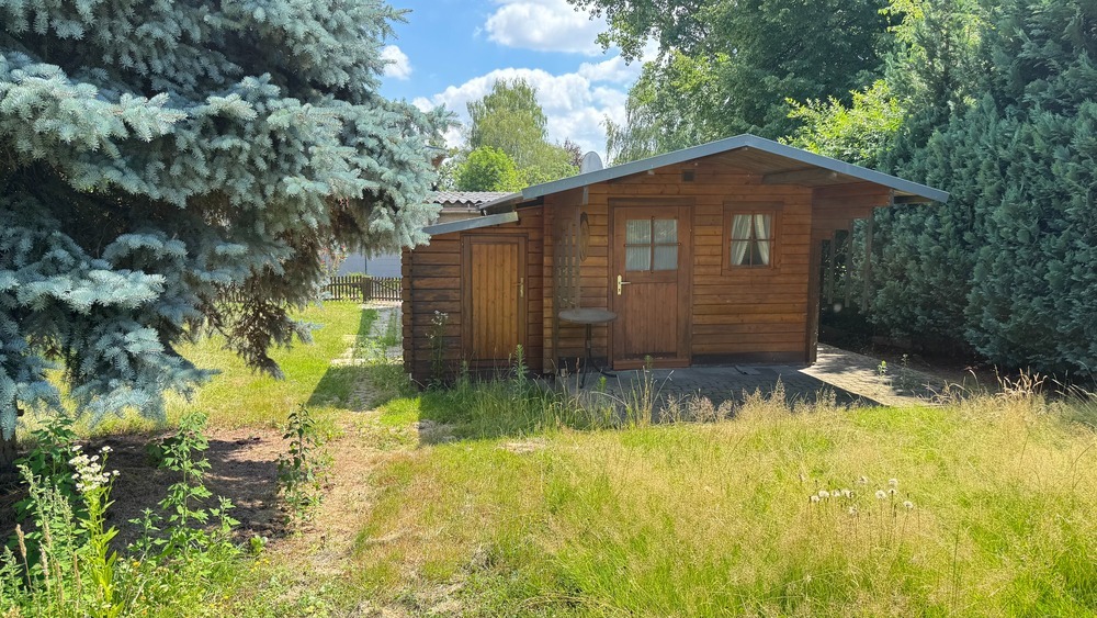 Großes Baugrundstück in Siebenlehn mit Bungalow und Doppelgarage zu verkaufen - Grundstück Großschirma | Angebot:27083918