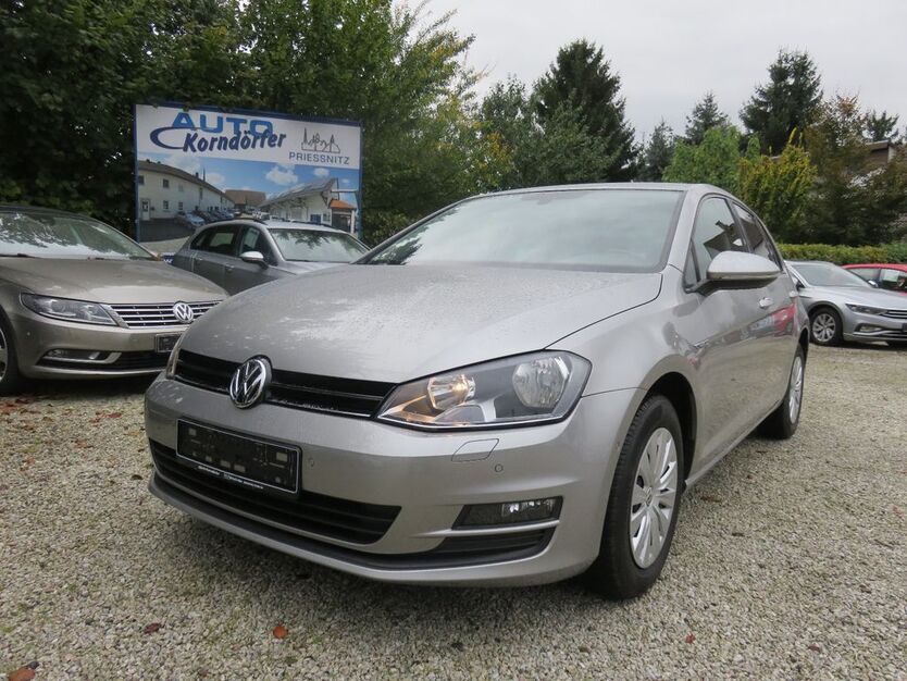 VW Golf 85.000 km 10.850 € Prießnitz 04654