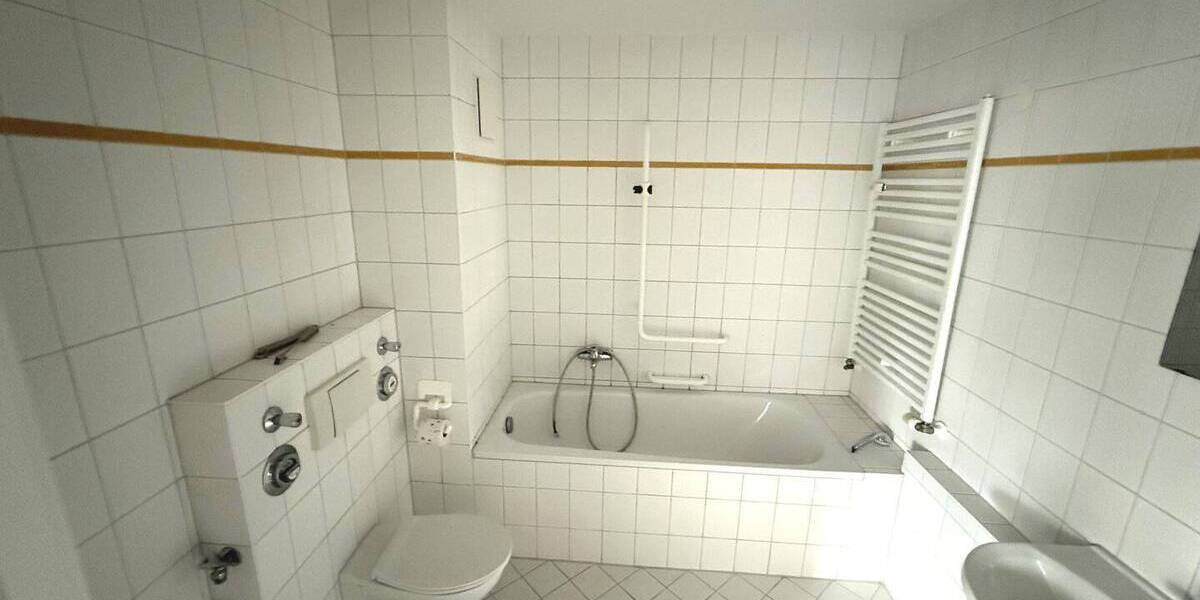 Etagenwohnung Chemnitz Gablenz - 2 Zimmer, 70 m&sup2;, 532&euro; | Angebot:26308324