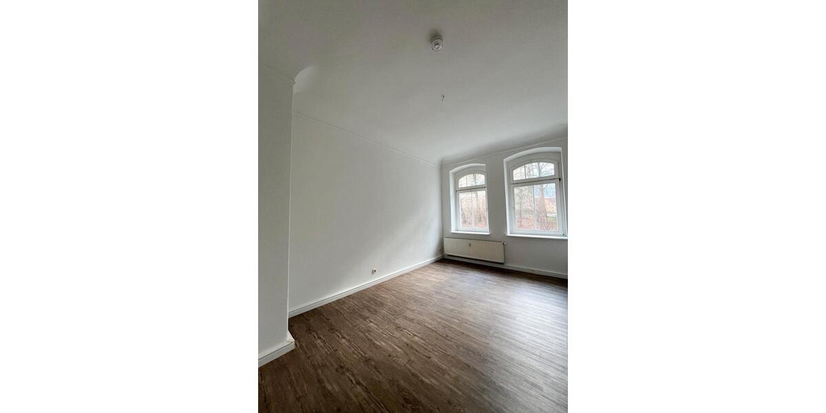 Erdgeschoßwohnung Chemnitz Bernsdorf - 3 Zimmer, 80 m&sup2;, 450&euro; | Angebot:26231452