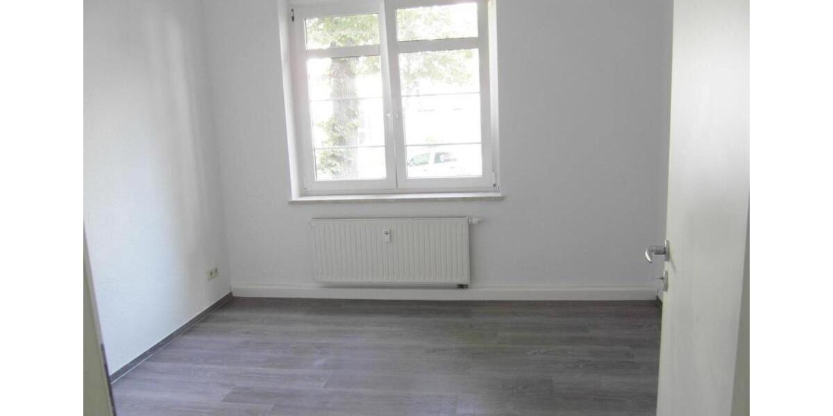 Erdgeschoßwohnung Chemnitz Ebersdorf - 3 Zimmer, 74 m&sup2;, 445&euro; | Angebot:25804812