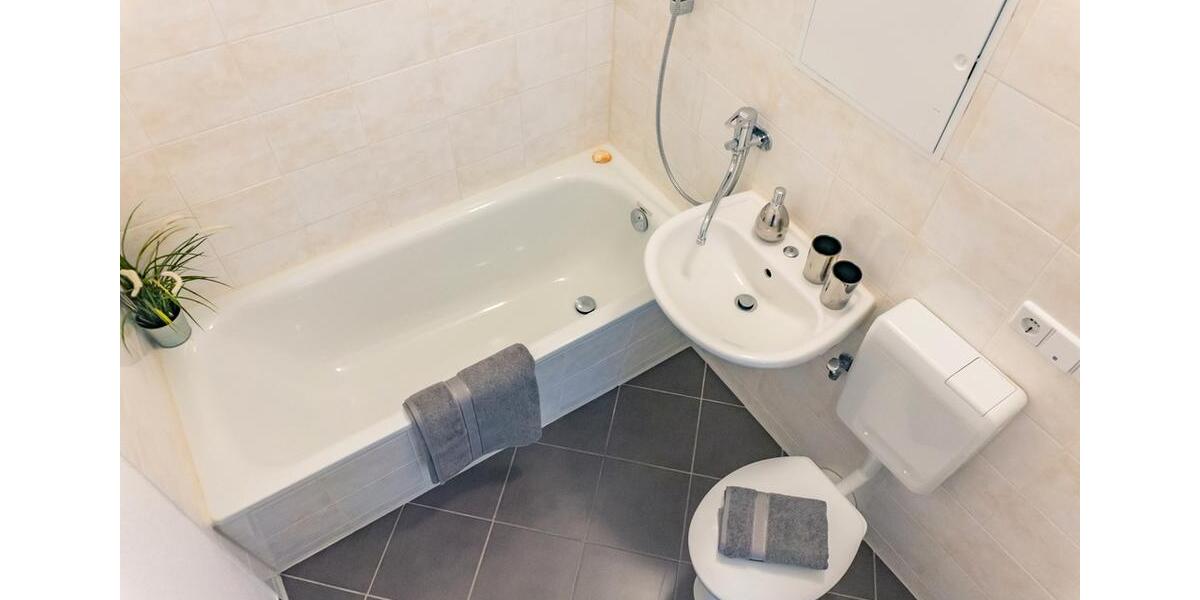 Hier lädt ein offener Wohn-Essbereich zum Wohlfühlen ein 3 zimmer