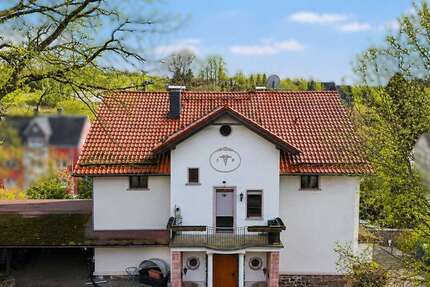 Haus Gersdorf - 12 Zimmer, 298 m&sup2;, 599.000&euro; | Angebot:25915816