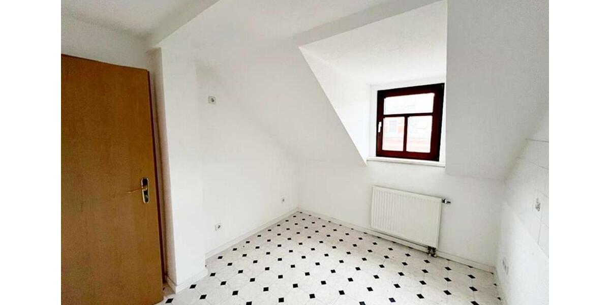 Dachgeschoßwohnung Chemnitz Hilbersdorf - 2 Zimmer, 69 m&sup2;, 330&euro; | Angebot:25854240