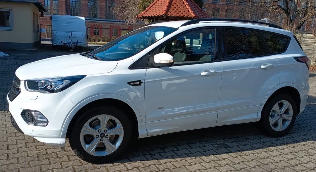 Ford Kuga 122.800 km 14.800 &euro; Chemnitz 09125