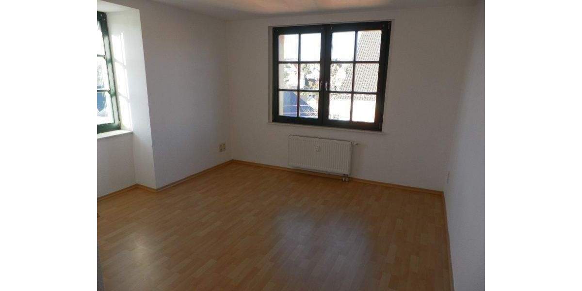 ATTRAKTIVE MAISONETTWOHNUNG SUCHT NEUE MIETER!!! 4 zimmer