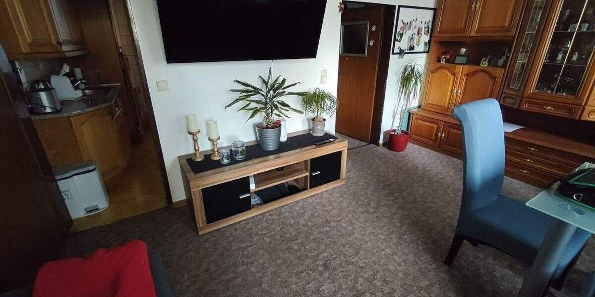 Reihenendhaus Burgstädt - 6 Zimmer, 150 m&sup2;, 120.000&euro; | Angebot:25741423