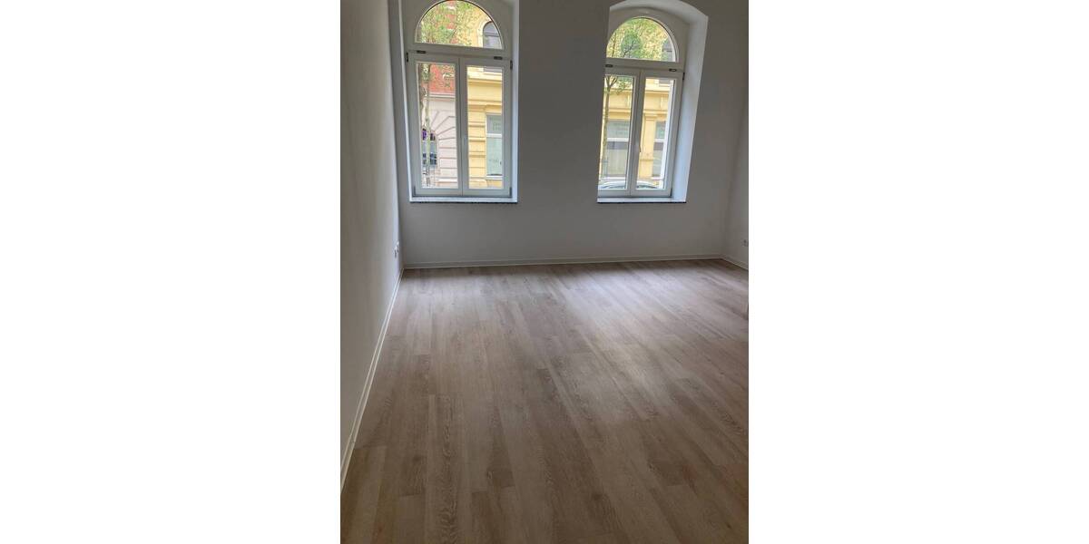 Etagenwohnung Chemnitz Zentrum - 2 Zimmer, 40 m&sup2;, 302&euro; | Angebot:26378170