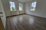 Schöne 3 Raum Wohnung in Oelsnitz + EBK + Stellplatz