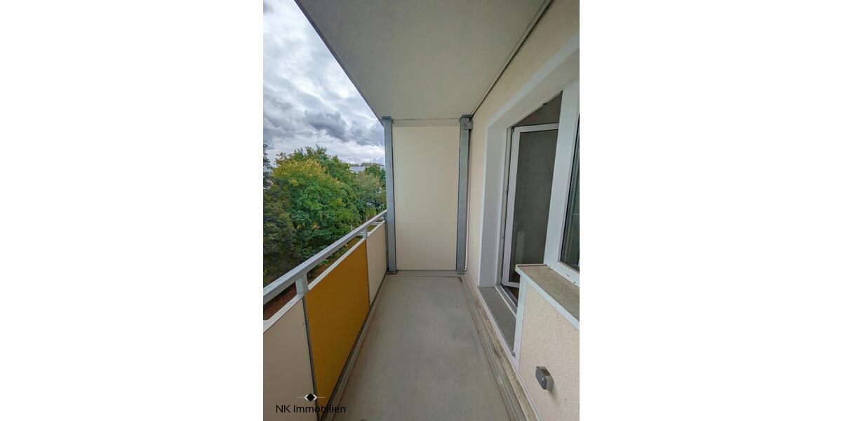 Etagenwohnung Chemnitz Kapellenberg - 4 Zimmer, 70 m&sup2;, 350&euro; | Angebot:26321586