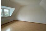 Dachgeschoßwohnung Chemnitz Klaffenbach - 2.5 Zimmer, 62 m&sup2;, 430&euro; | Angebot:26178185