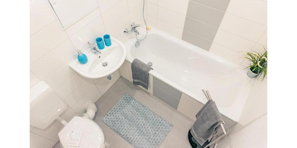 NEU sanierte Familienwohnung mit 2 Balkonen 3 zimmer