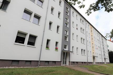 Wohnung Chemnitz Kapellenberg - 3 Zimmer, 58 m&sup2;, 348&euro; | Angebot:26561125