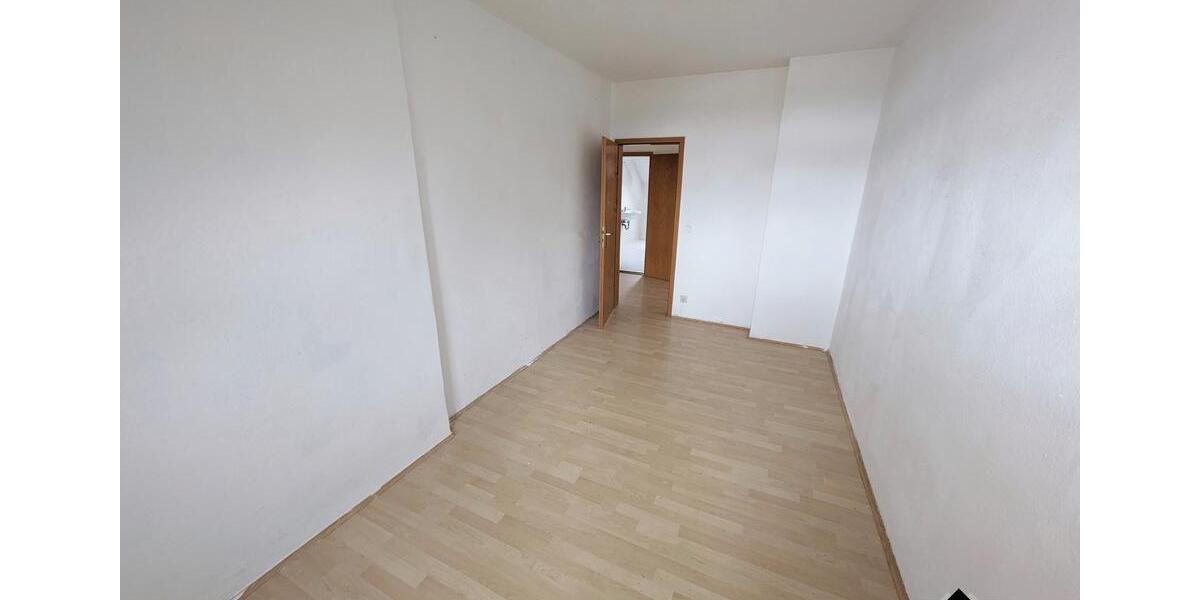 Dachgeschoßwohnung Chemnitz Kapellenberg - 3 Zimmer, 88 m&sup2;, 440&euro; | Angebot:26321563