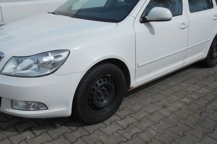 Skoda Octavia 188.700 km 2.990 &euro; Pockau - Lengefeld 09514