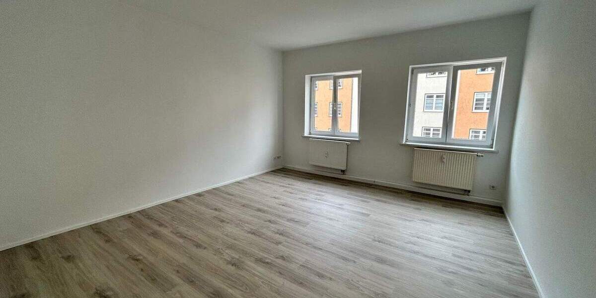 Etagenwohnung Chemnitz Kaßberg - 2 Zimmer, 60 m&sup2;, 350&euro; | Angebot:26157402