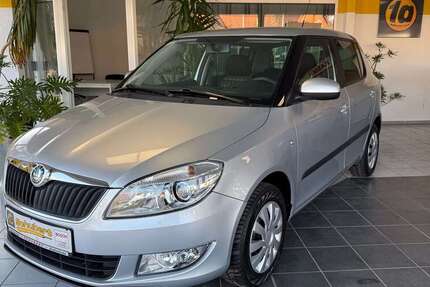 Skoda Fabia 55.041 km 6.999 &euro; Großschirma 09603