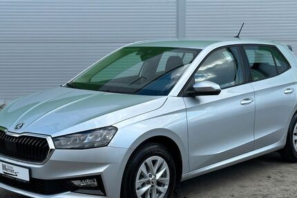 Skoda Fabia 10.148 km 16.950 &euro; Zwönitz / OT Dorfchemnitz 08297