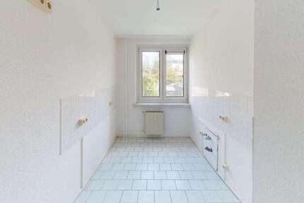 Wohnung zum Mieten in Chemnitz 365 € 56.85 m²