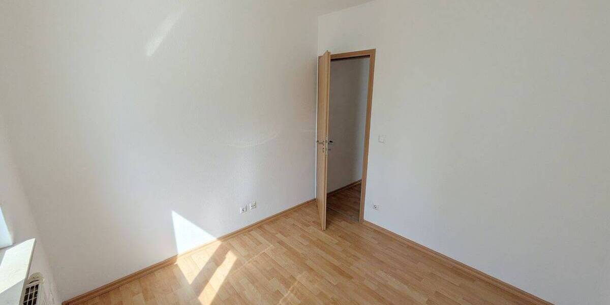 Etagenwohnung Chemnitz Grüna - 2 Zimmer, 35 m&sup2;, 220&euro; | Angebot:26219195