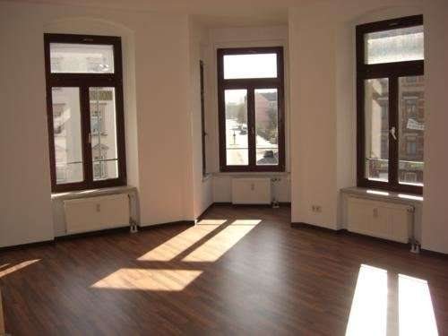 Etagenwohnung Chemnitz Schloßchemnitz - 2 Zimmer, 63 m&sup2;, 220&euro; | Angebot:26932470