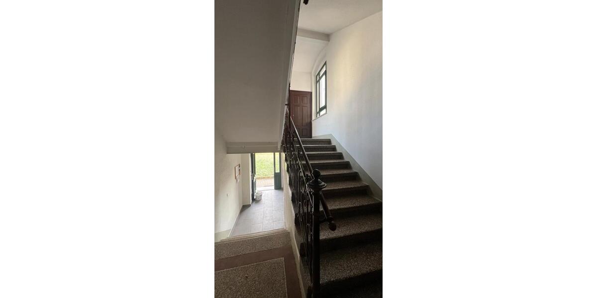 Dachgeschoßwohnung Chemnitz Ebersdorf - 3 Zimmer, 75 m&sup2;, 350&euro; | Angebot:26491952