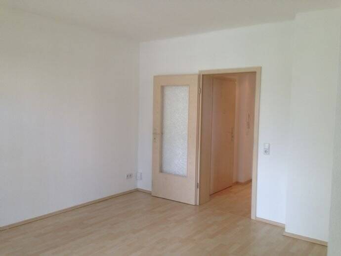 Etagenwohnung Chemnitz Lutherviertel - 2 Zimmer, 49 m&sup2;, 295&euro; | Angebot:25696240