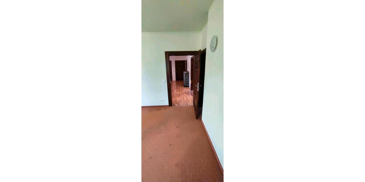 Villa Waldheim - 7 Zimmer, 293 m&sup2;, 399.500&euro; | Angebot:26847393