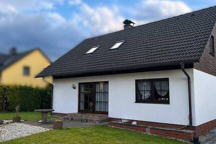 Haus Chemnitz / Adelsberg Adelsberg - 9 Zimmer, 148 m&sup2;, 519.000&euro; | Angebot:26344895