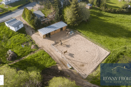 Rundum-sorglos Reitanlage, bezugsfertig Marienberg: Boxen, Reitplatz & Weiden für Freizeitreiter