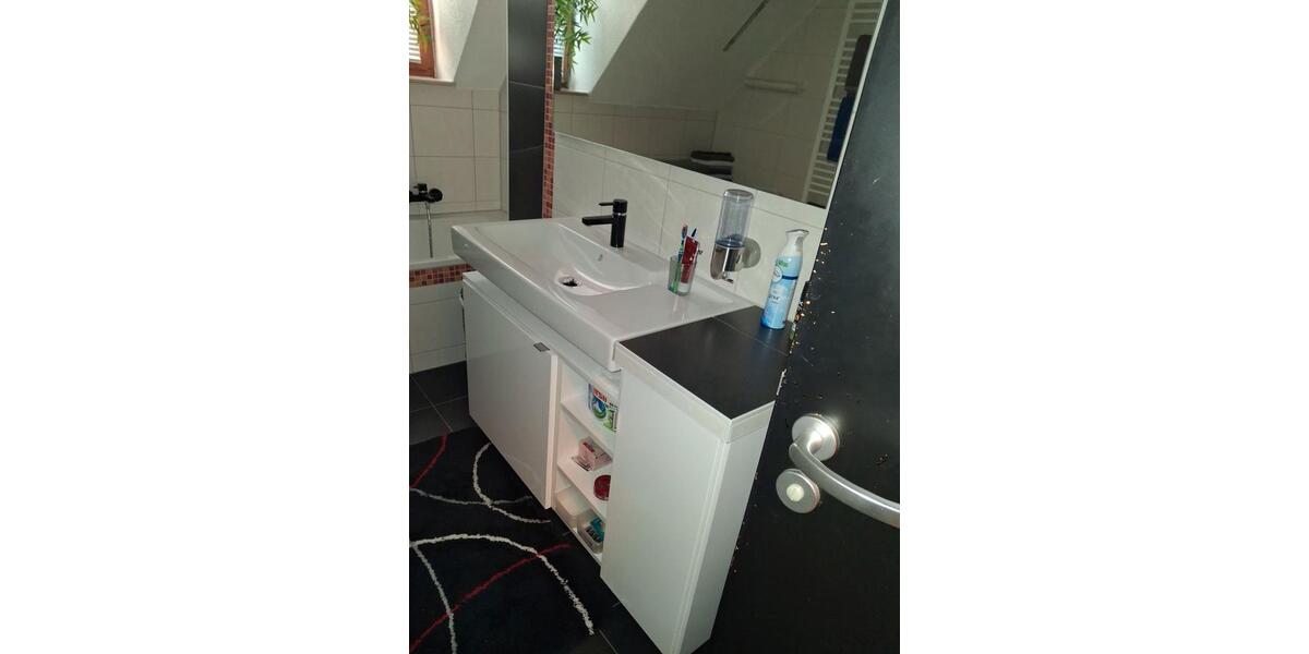 Maisonettenwohnung Chemnitz Borna-Heinersdorf - 2.5 Zimmer, 72 m&sup2;, 130.000&euro; | Angebot:27222698