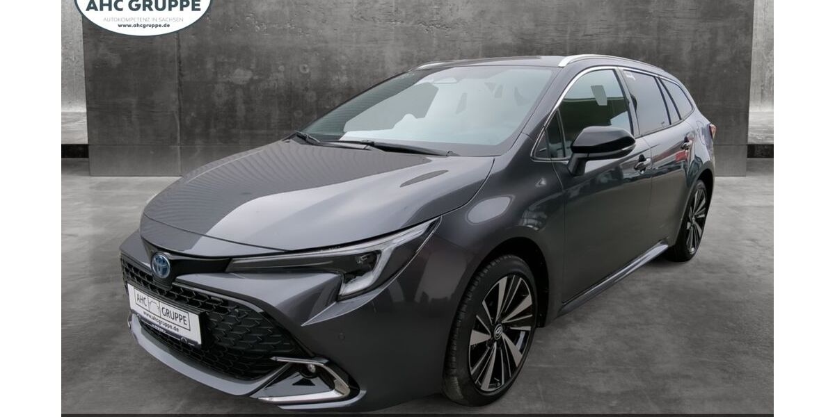 Toyota Corolla 2.500 km 32.990 &euro; Chemnitz 09119