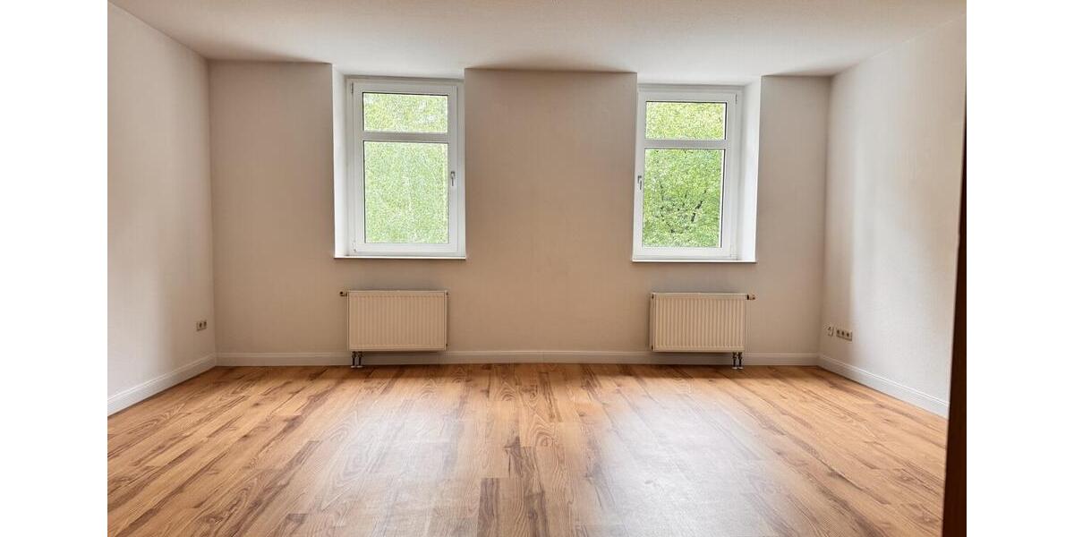 Mehrfamilienhaus, Wohnhaus Chemnitz Kapellenberg - 2 Zimmer, 74 m&sup2;, 480&euro; | Angebot:23969933