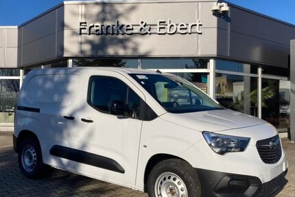 Opel Combo Electric 1.500 km 31.390 € Reinsdorf 08141