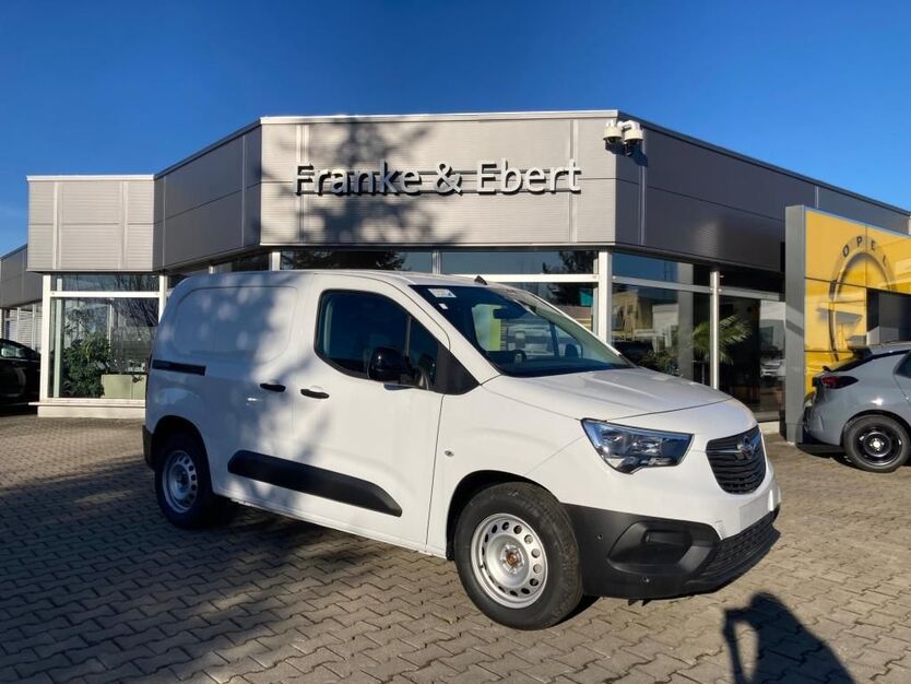Opel Combo Electric 1.500 km 31.390 € Reinsdorf 08141