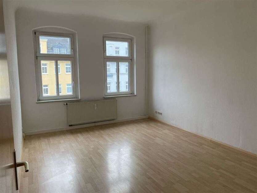 Wohnung zum Mieten in Chemnitz 324 € 58.81 m²