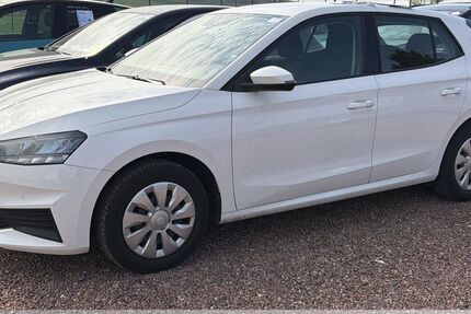Skoda Fabia 58.160 km 11.499 &euro; Chemnitz - Mittelbach 09224