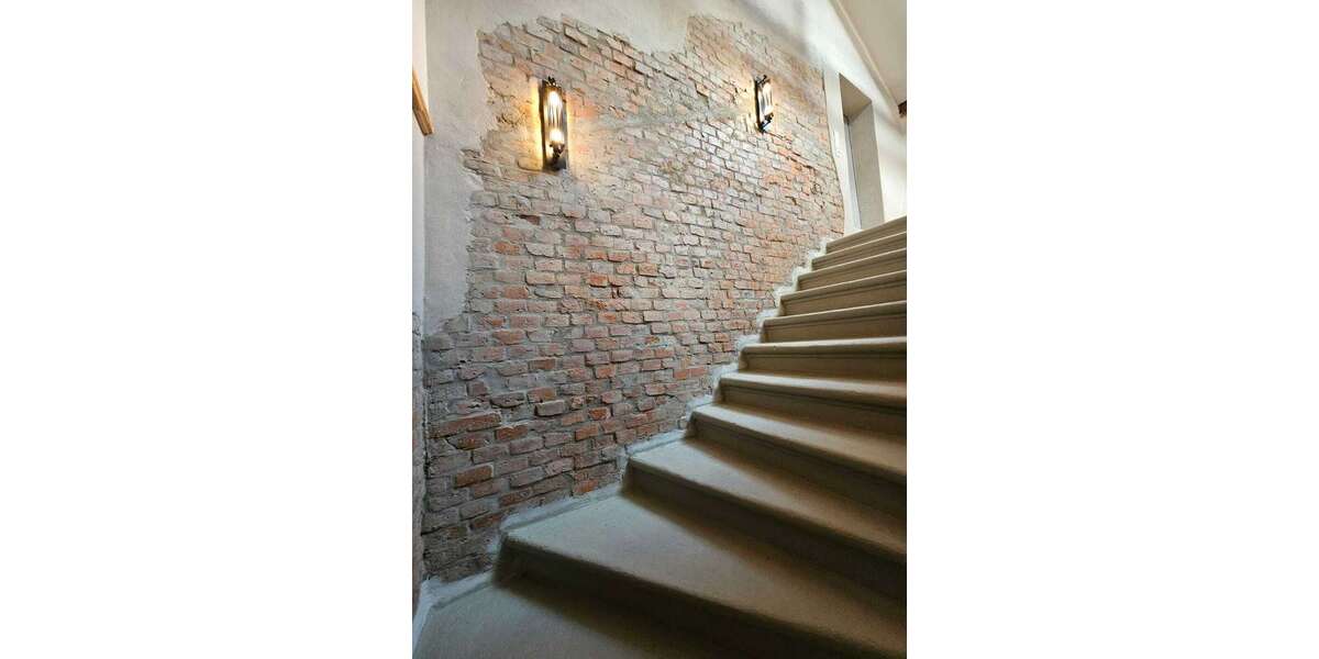 Vielseitige Immobilie im Industriestil – mit Stellplätzen, Eventfläche & Ausbaupotenzial zimmer