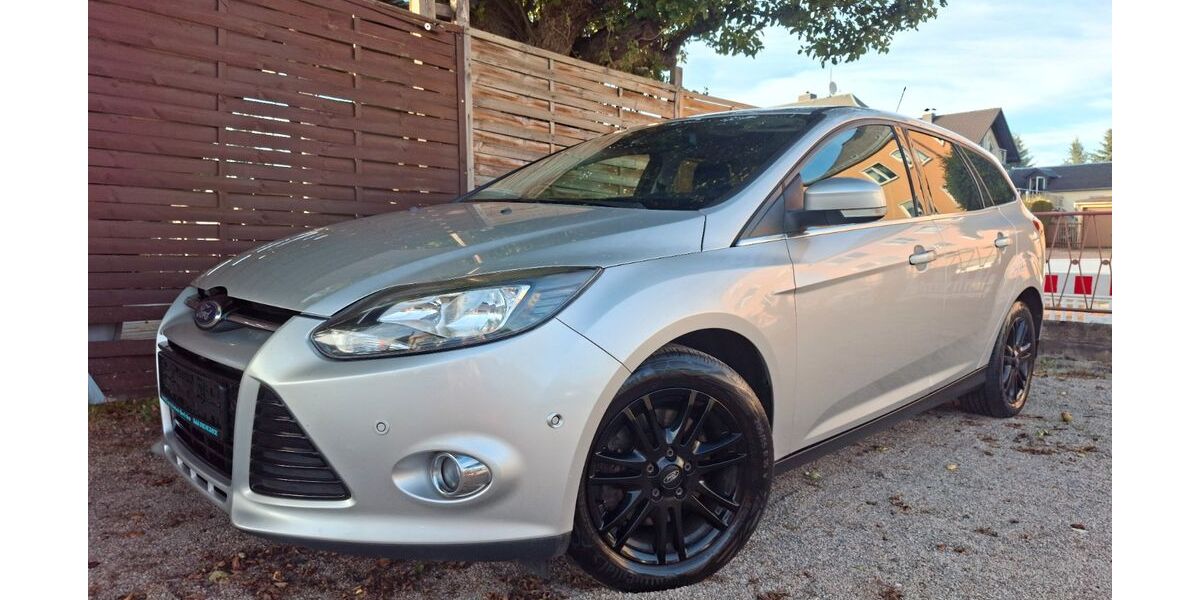 Ford Focus 124.617 km 6.390 &euro; Limbach-Oberfrohna 09212