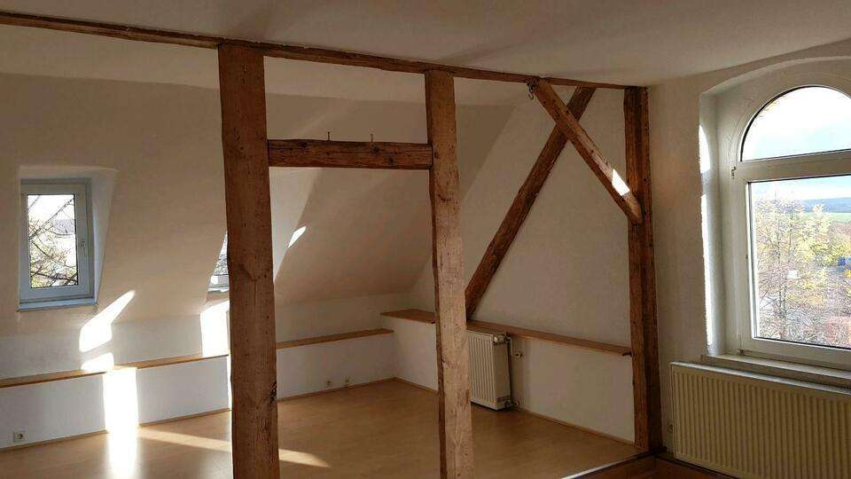 Wohnung zum Mieten in Hohenstein-Ernstthal 590 € 94.97 m²
