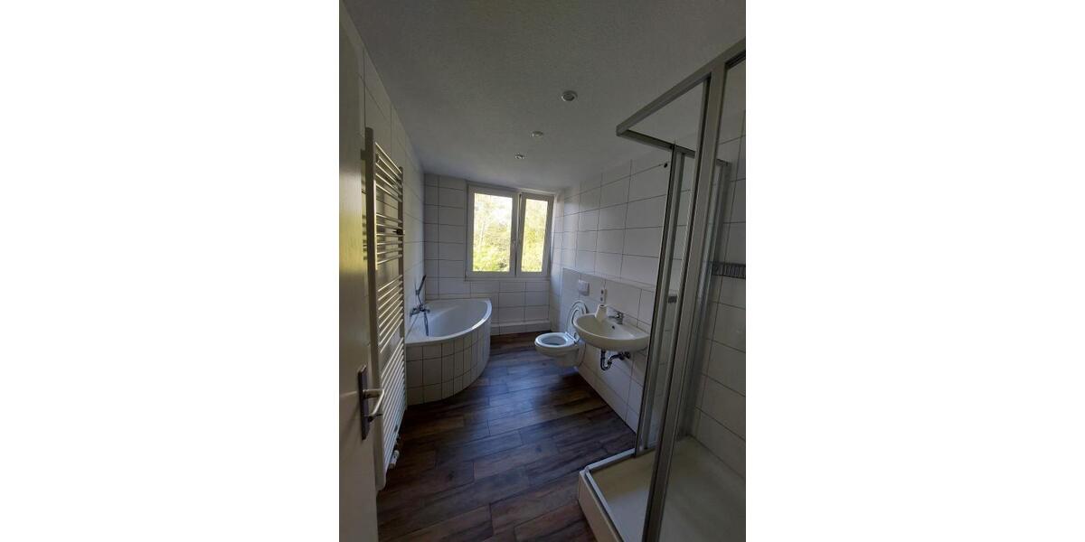 Große Familienwohnung Balkon Modern 5 zimmer