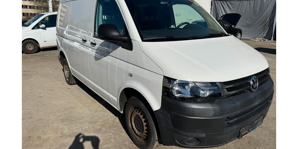 VW T5 Transporter 142.000 km 7.499 &euro; Chemnitz 09120