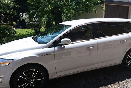 Ford Mondeo 202.000 km 6.000 € HARTMANNSDORF 09232