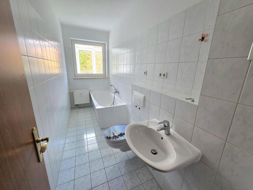 3-Zimmer-Wohnung mit Balkon Loggia! 3 zimmer