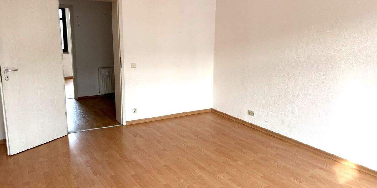 Etagenwohnung Chemnitz Kaßberg - 3 Zimmer, 66 m&sup2;, 80.000&euro; | Angebot:25820394
