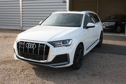 Audi Q7 49.800 km 59.980 &euro; Hohenstein Ernstthal 09337