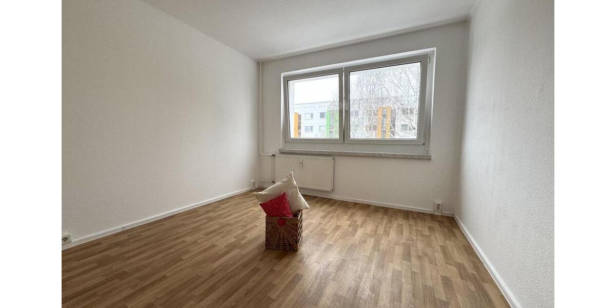 Etagenwohnung Chemnitz Helbersdorf - 4 Zimmer, 71 m&sup2;, 366&euro; | Angebot:24478232