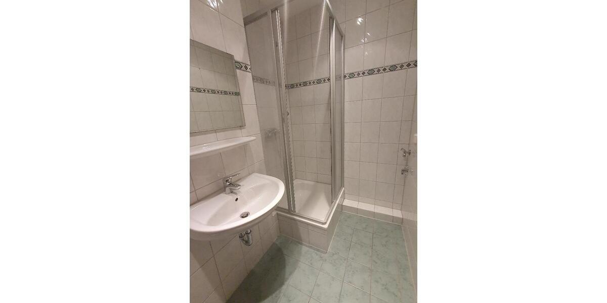 Etagenwohnung Chemnitz Ebersdorf - 1 Zimmer, 41 m&sup2;, 300&euro; | Angebot:24926302